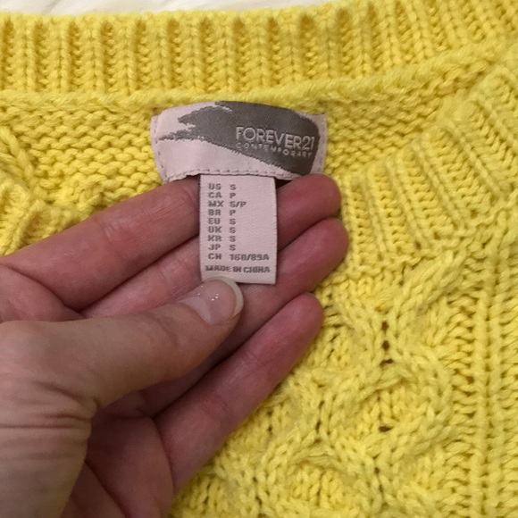 Forever 21 Sweater - Picture 2 of 2